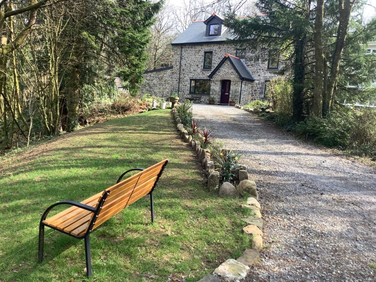 Little London Bed & Breakfast And Glamping Pod Hotell Abercraf Exteriör bild