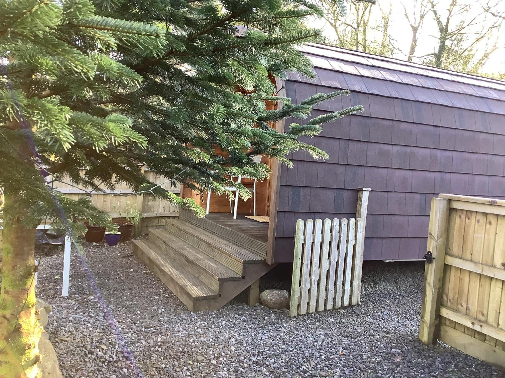 Little London Bed & Breakfast And Glamping Pod Hotell Abercraf Exteriör bild