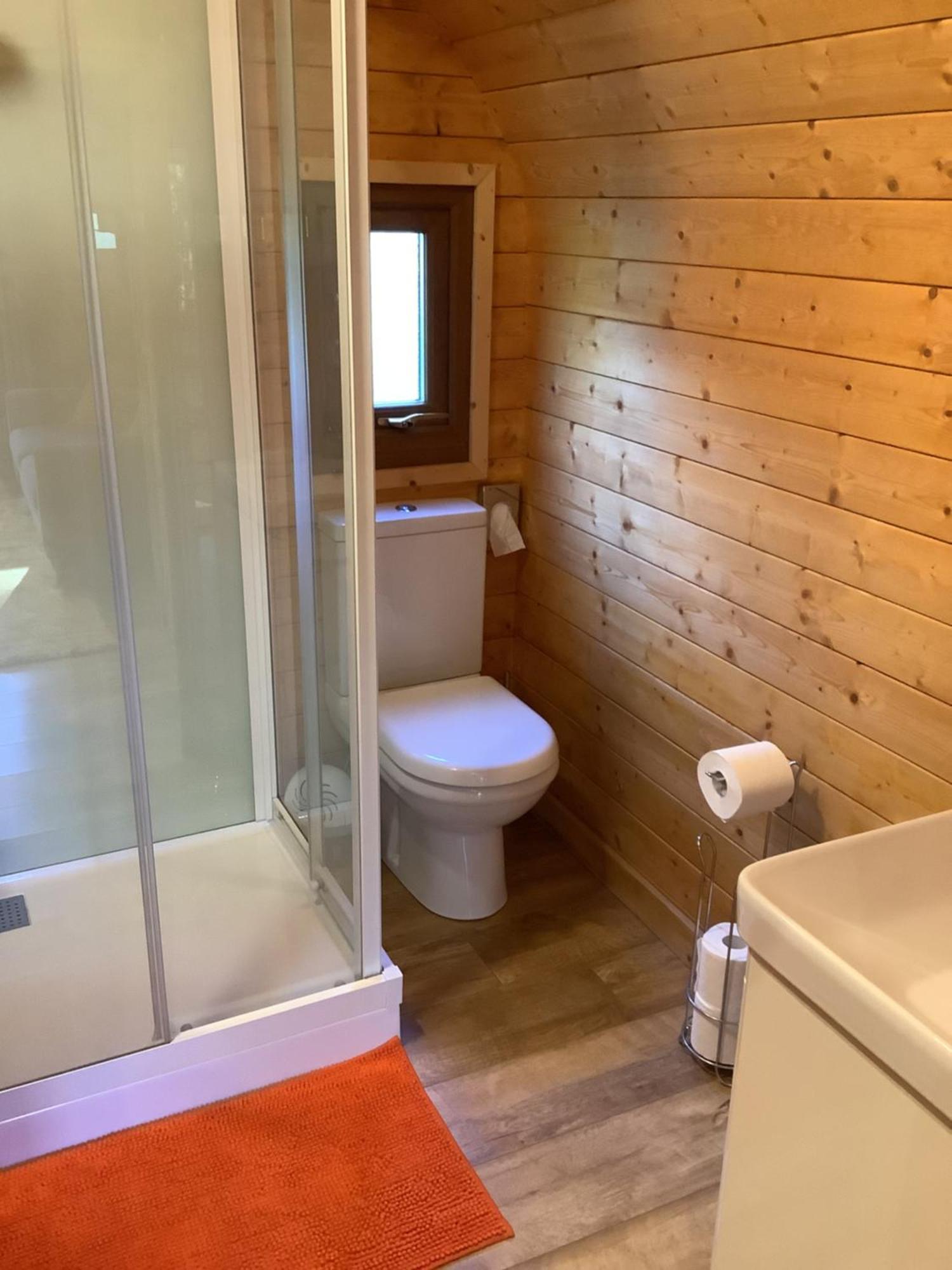 Little London Bed & Breakfast And Glamping Pod Hotell Abercraf Exteriör bild