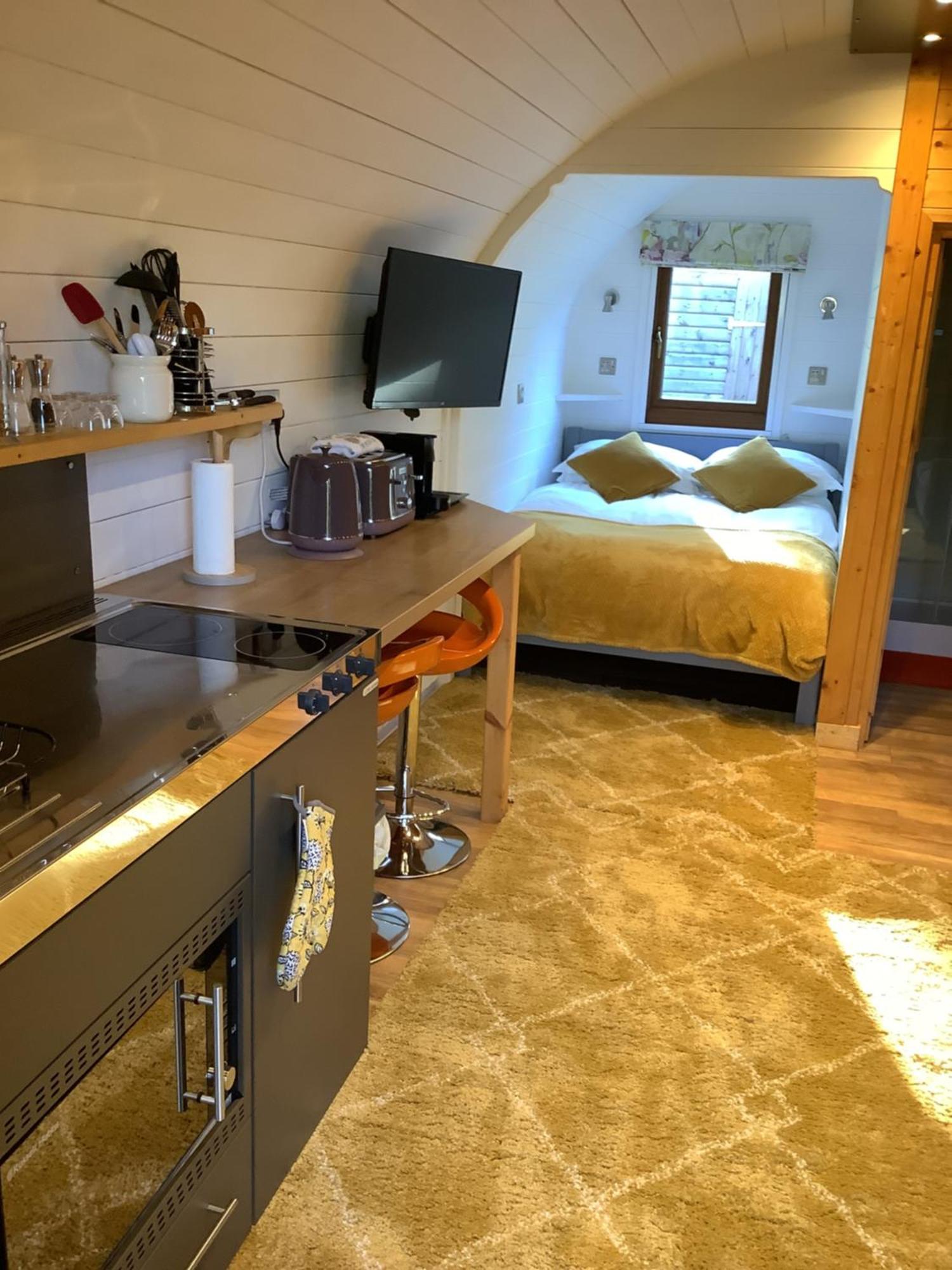 Little London Bed & Breakfast And Glamping Pod Hotell Abercraf Exteriör bild